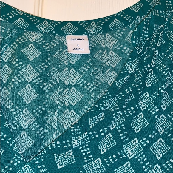 Green patterned blouse - Picture 2 of 3
